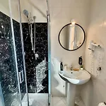 Ma&mi Guest house