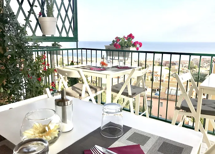 Ma&mi Πανσιόν Cefalù